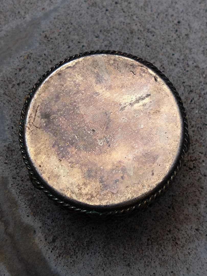 ジグ様　中国ヴィンテージ　少数民族　銀細工　小物入れ　宝箱