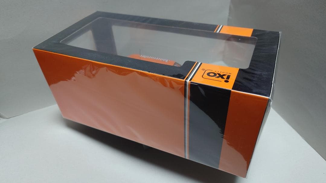 新品★ イクソ ixo  E30 M3 イエガーマイスタ－ 1/18