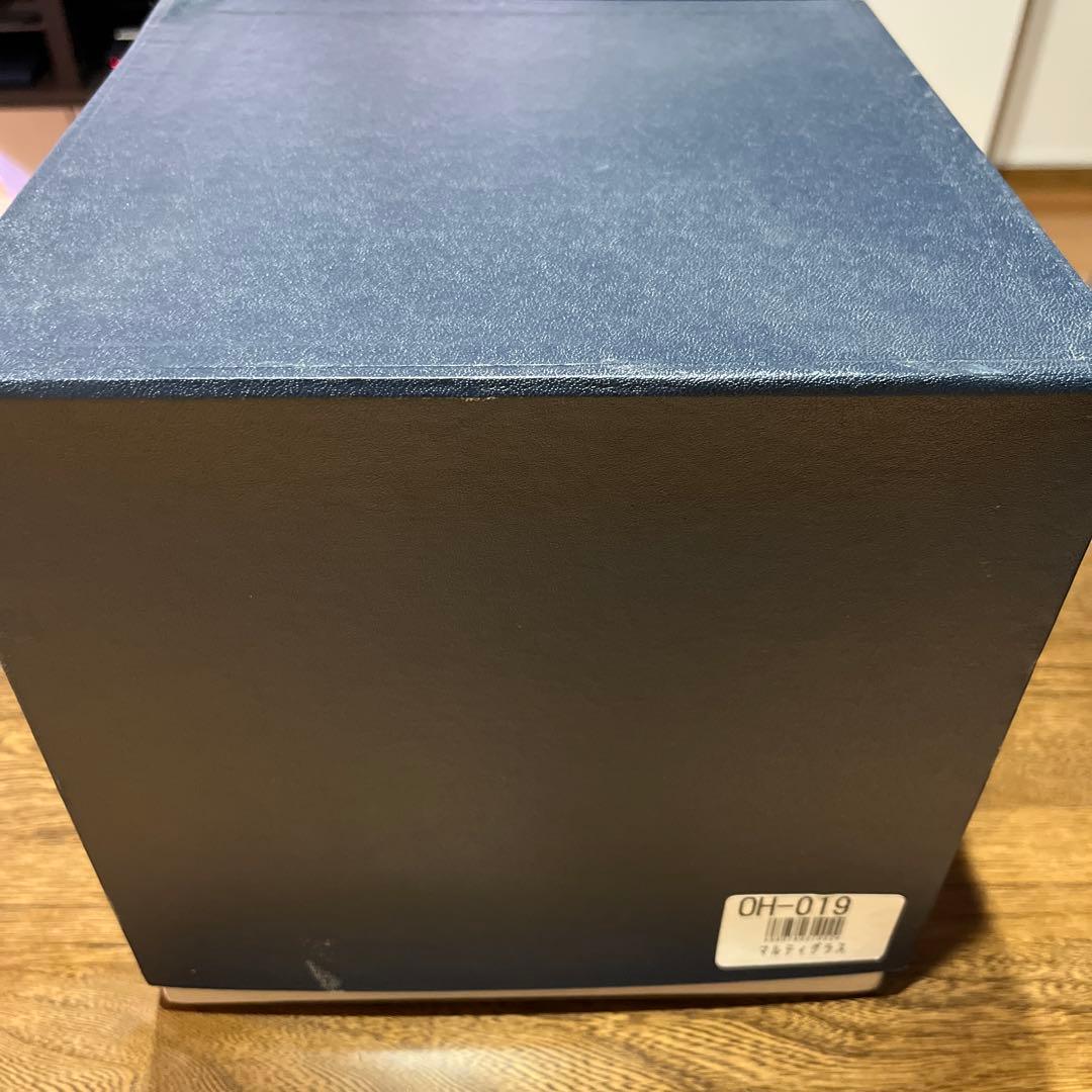 義山飾り兜　ガラス装飾品