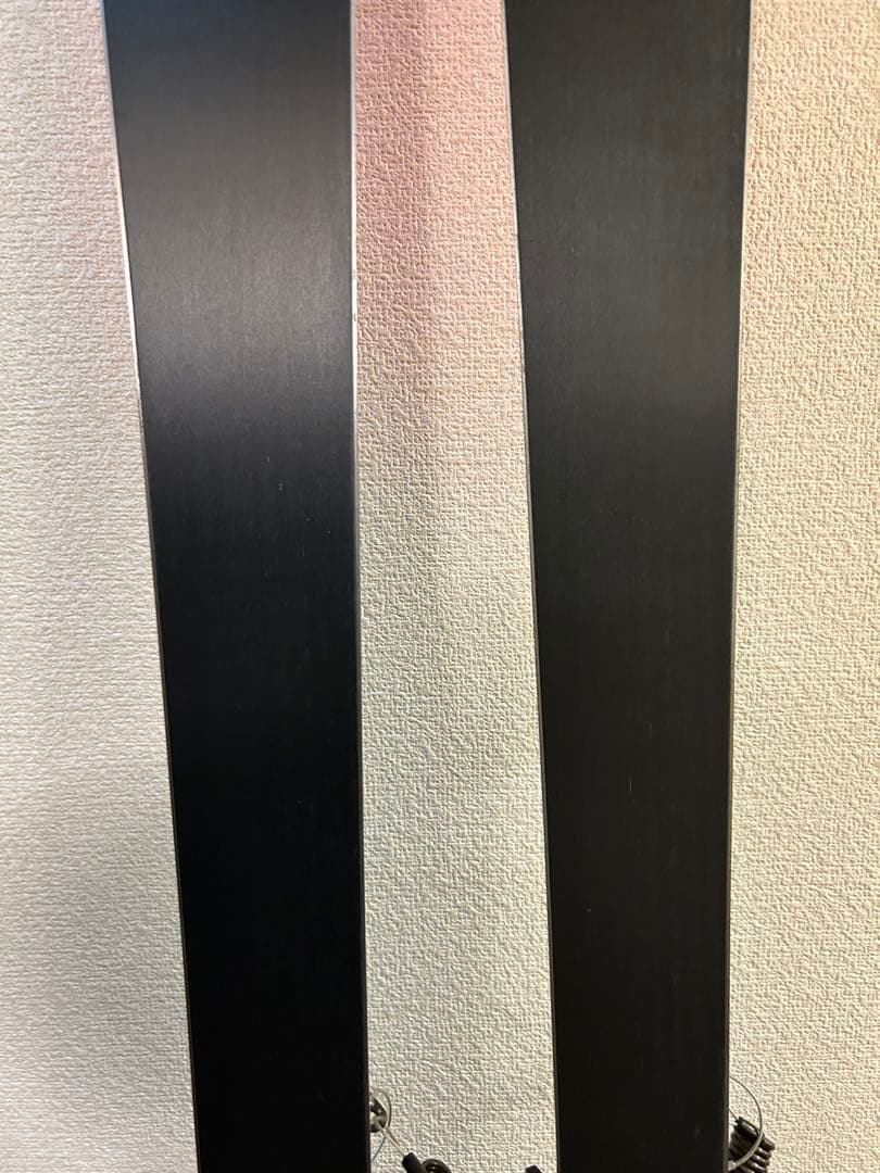 未使用新品　ATOMIC BACKLAND スキー板　ビンディング　スキン　一式