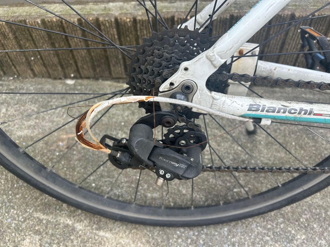 Bianchi ROMA 4 クロスバイク ホワイト 横浜市受け取り限定！