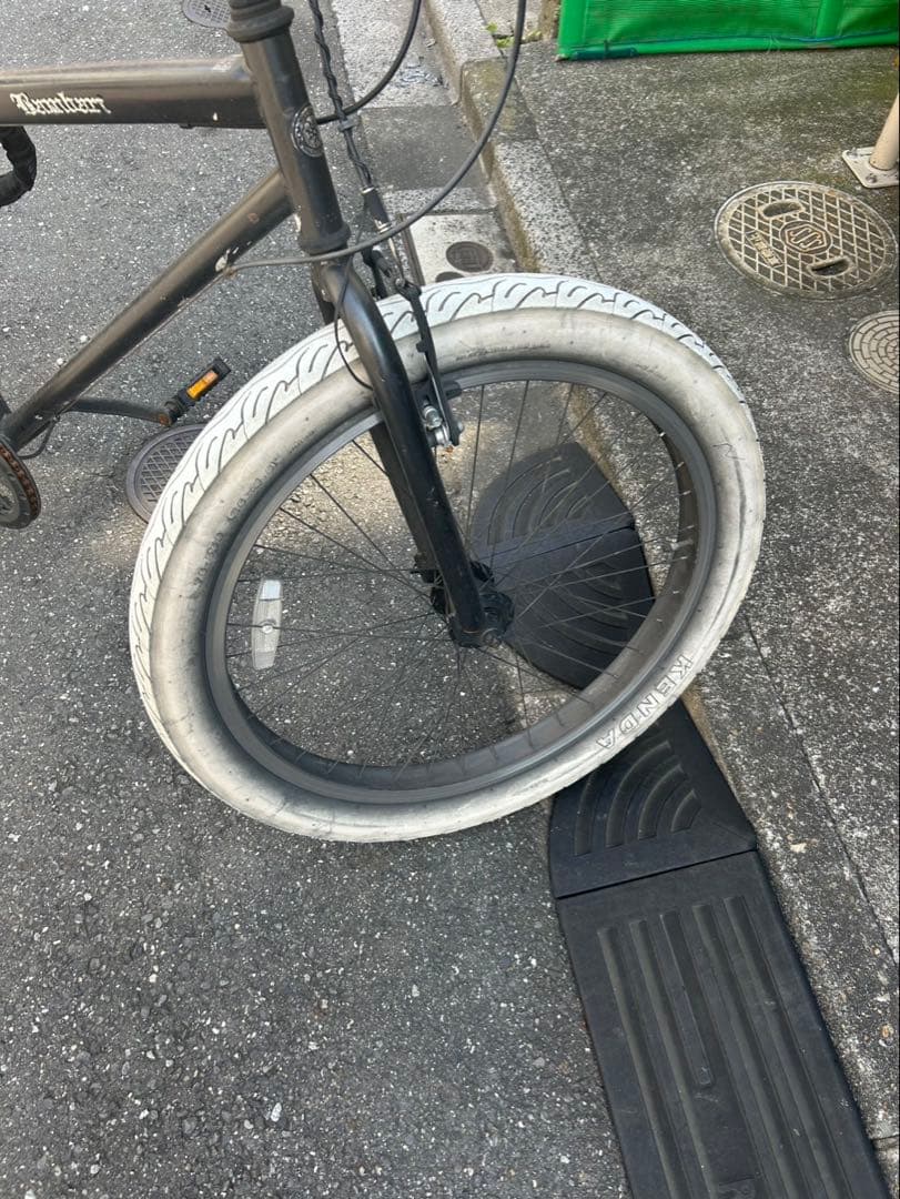 バンバリ　ファット　バイク　6段ギア付き