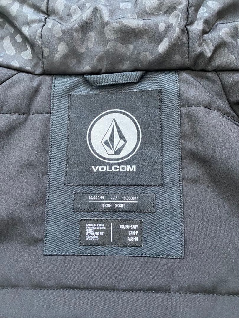 ボルコム　キッズウエア　XSかＳ