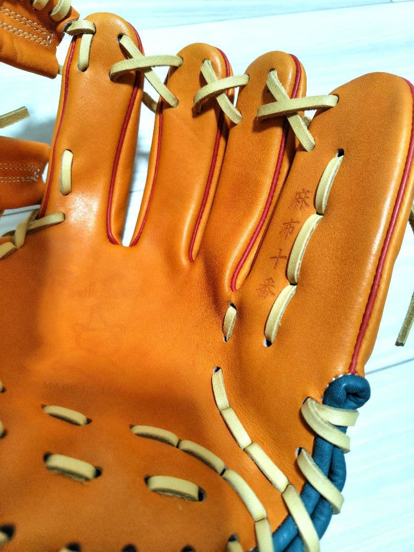 【美品】艶　RallyCap　ラリーキャップ　軟式用グローブ　内野手