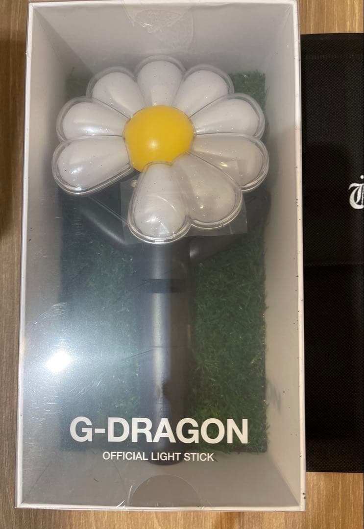 新品未使用】BIGBANG G-DRAGON 花型ペンライト