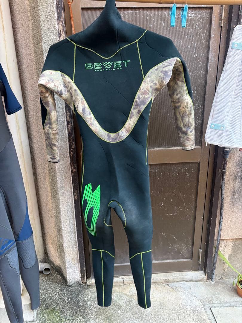 BEWET フルスーツ ジャーフル３ミリ