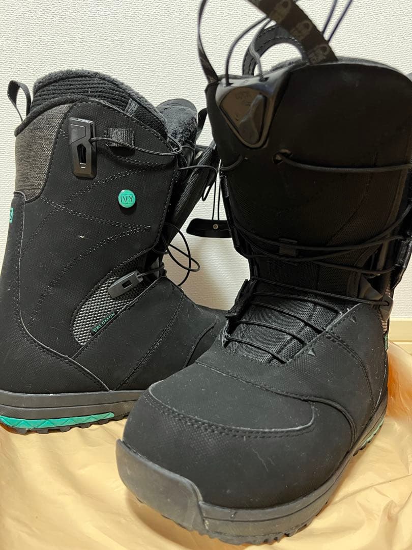SALE 値下げ　Salomon IVYスノーボードブーツ 23.5cm