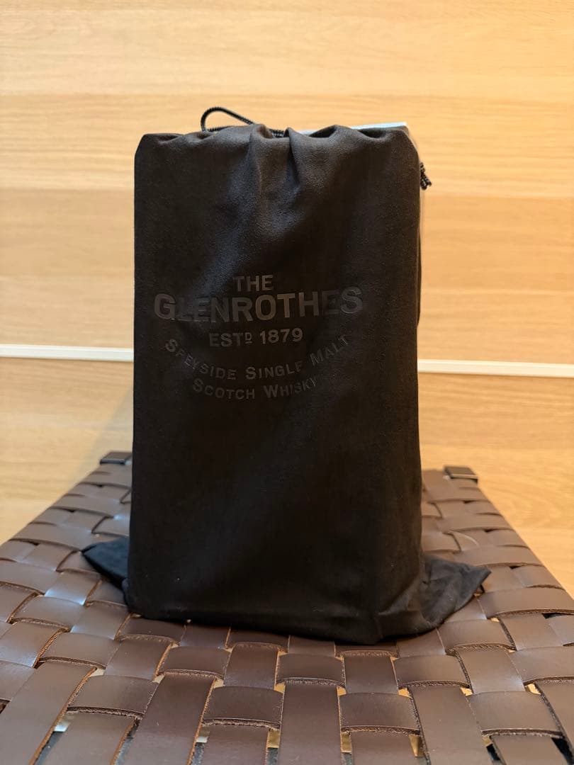 【新品未開封】ザ・グレンロセス 25年 700ml 木箱・専用袋付き ウイスキー