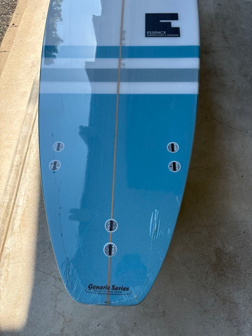 hiro3357 売約済みショートボード ホワイト・ブルー7.2f