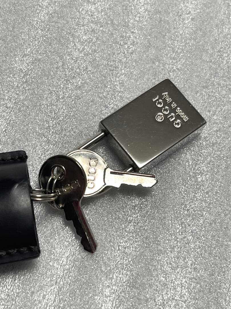 最終GUCCI グッチ パドロック 南京錠 鍵 クロシェット付き シルバーカラー