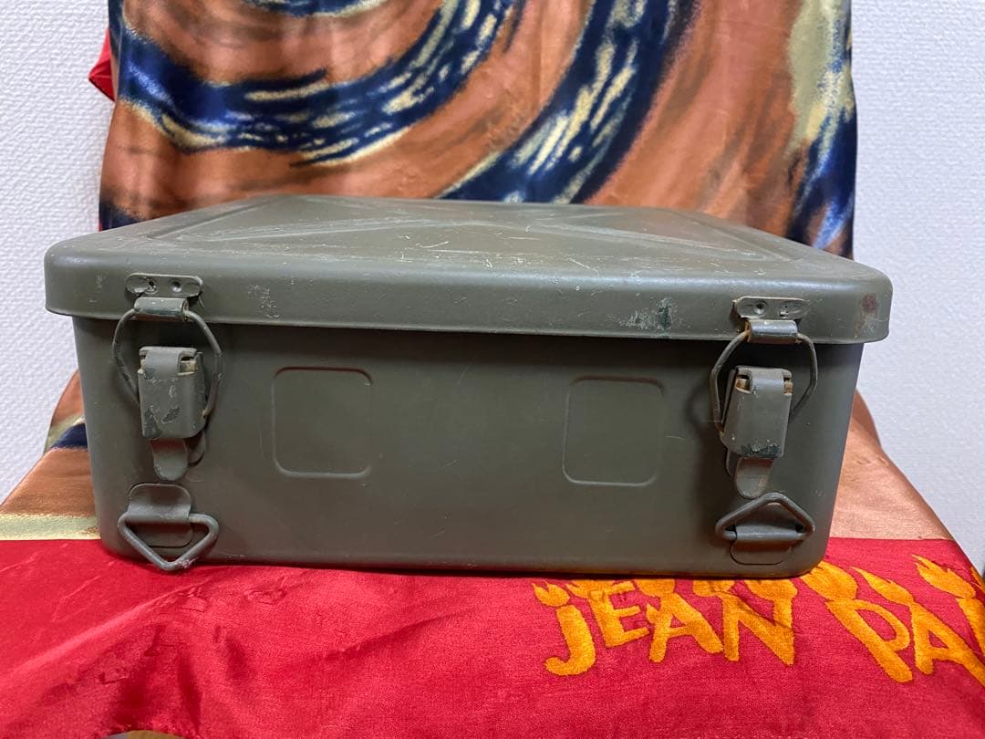 希少　フランス軍　アモ缶　ファーストエイドキット　メスキット