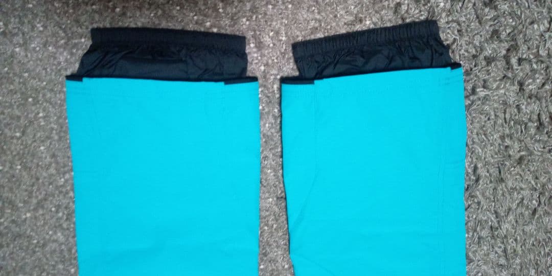 オニール　アクア　ターコイズ スノーボードパンツ 女性用　60 新品　タグ付