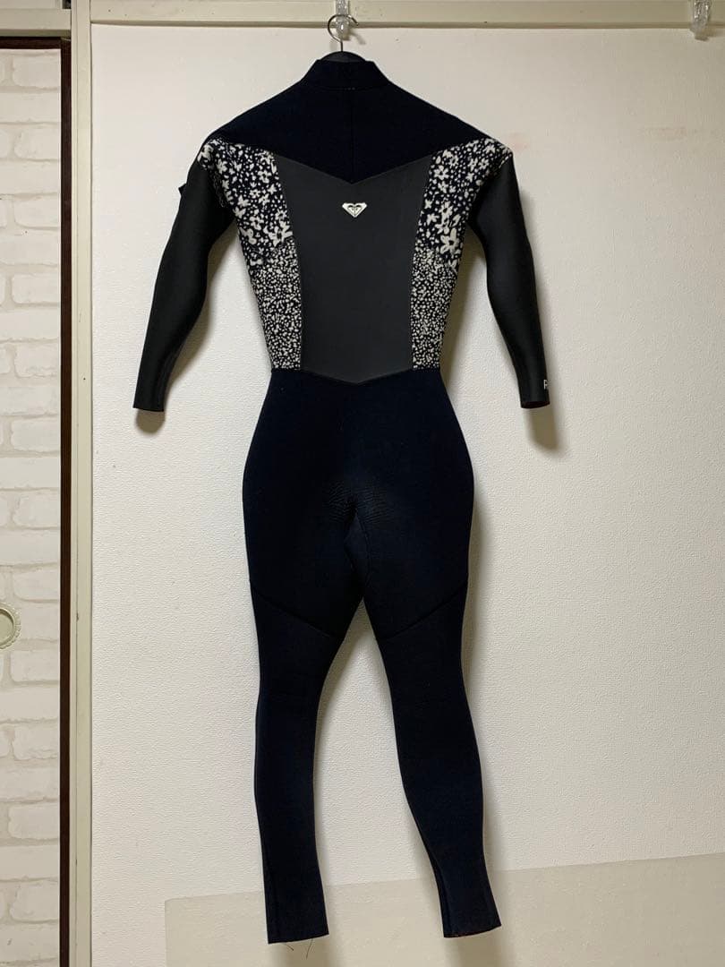 ROXY セミドライスーツ 長袖 ブラック