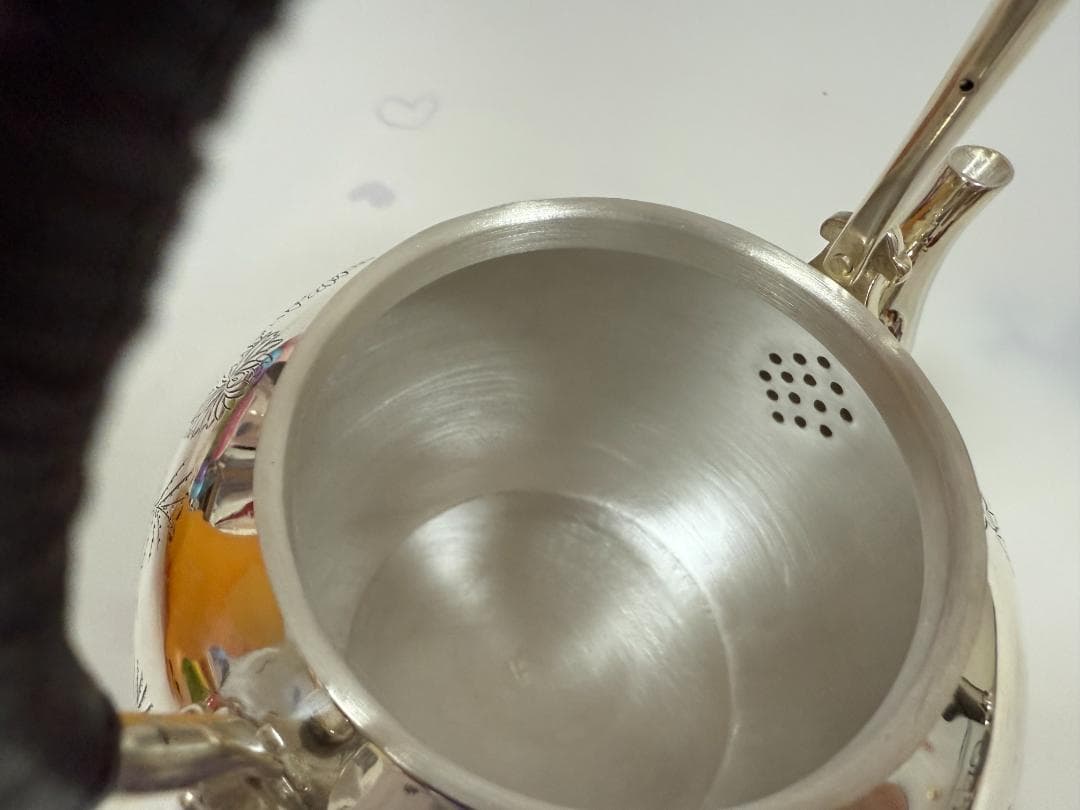 純銀製 秋草之毛彫 湯沸 銀瓶 煎茶道具