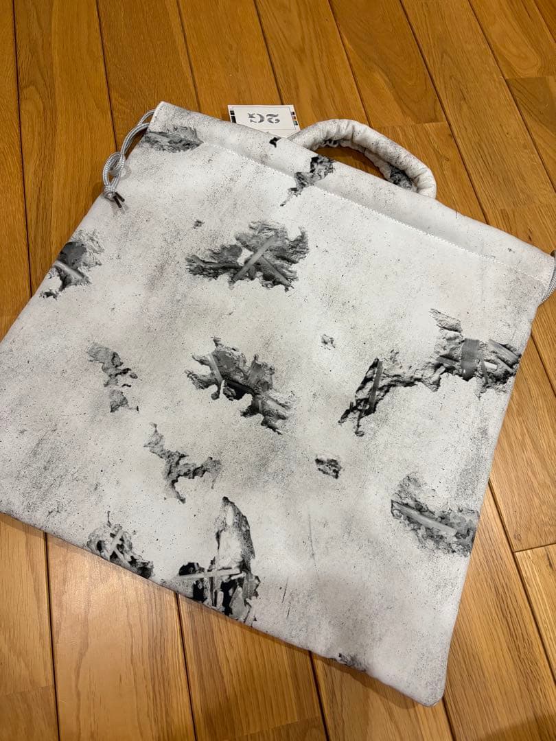 新品 2G 購入 ダニエルアーシャム バック DANIEL ARSHAM