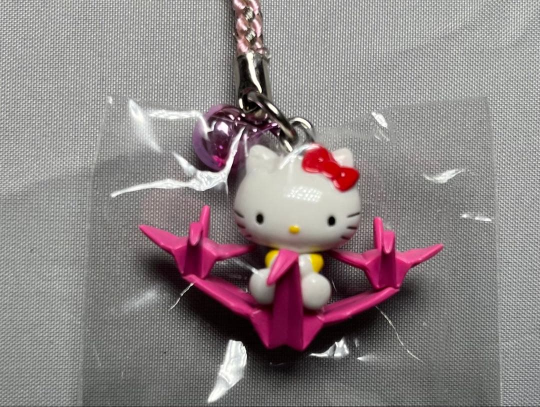 キティ　hello kitty ご当地　根付　ストラップ　広島限定　折り鶴