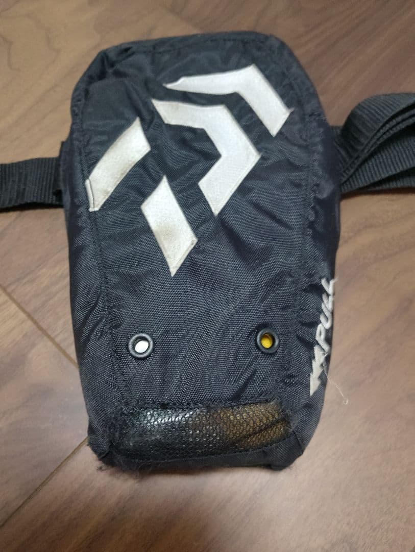 正規品　ダイワ　DF-2321　ウォッシャブルライフポーチ　ライフジャケット