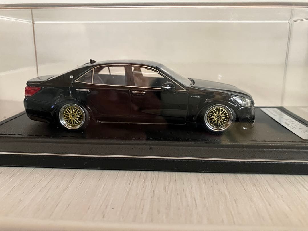 ignition model Crown Athlete G 1/43エラー？