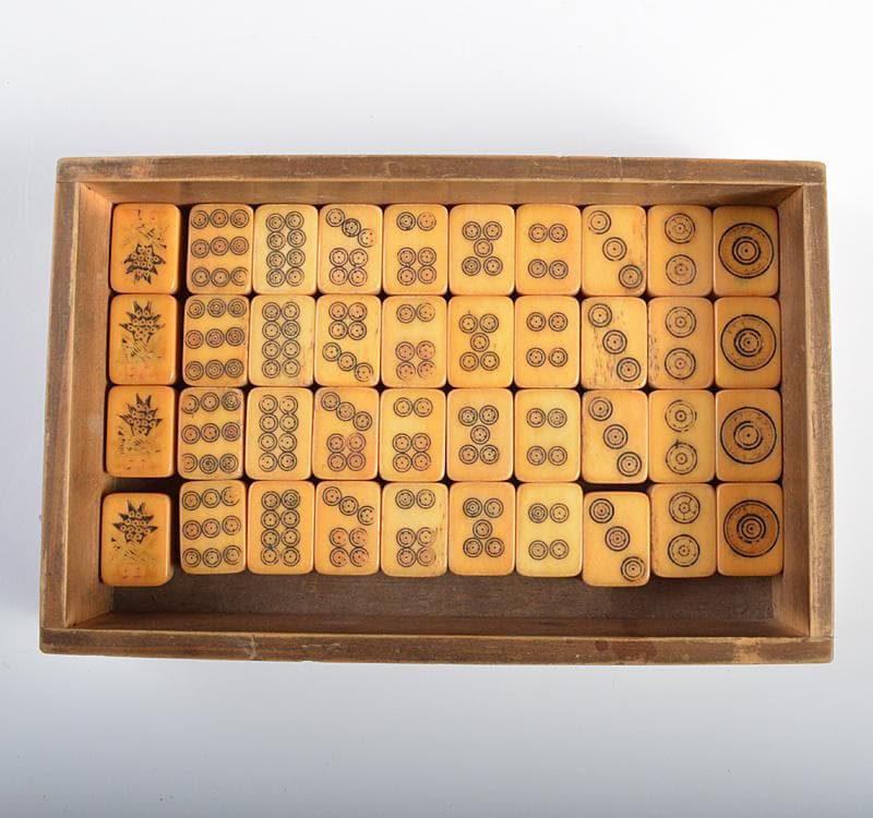 中国　竹嵌　骨牌　背竹牌　麻雀牌　箱付　V　8696