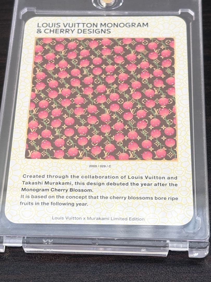 ルイ・ヴィトン 村上隆 限定トレカセット　モノグラム&チェリー　ブラウン系