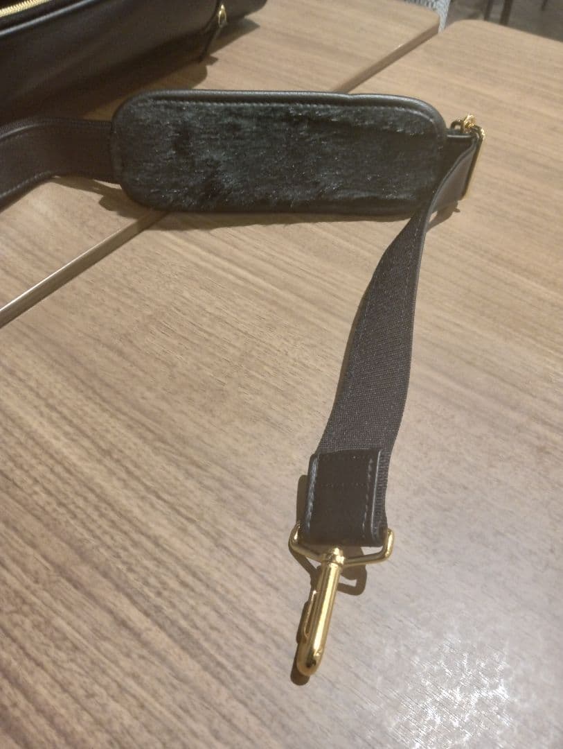 美品MAJESTY キルティング ブラックゴルフバッグ