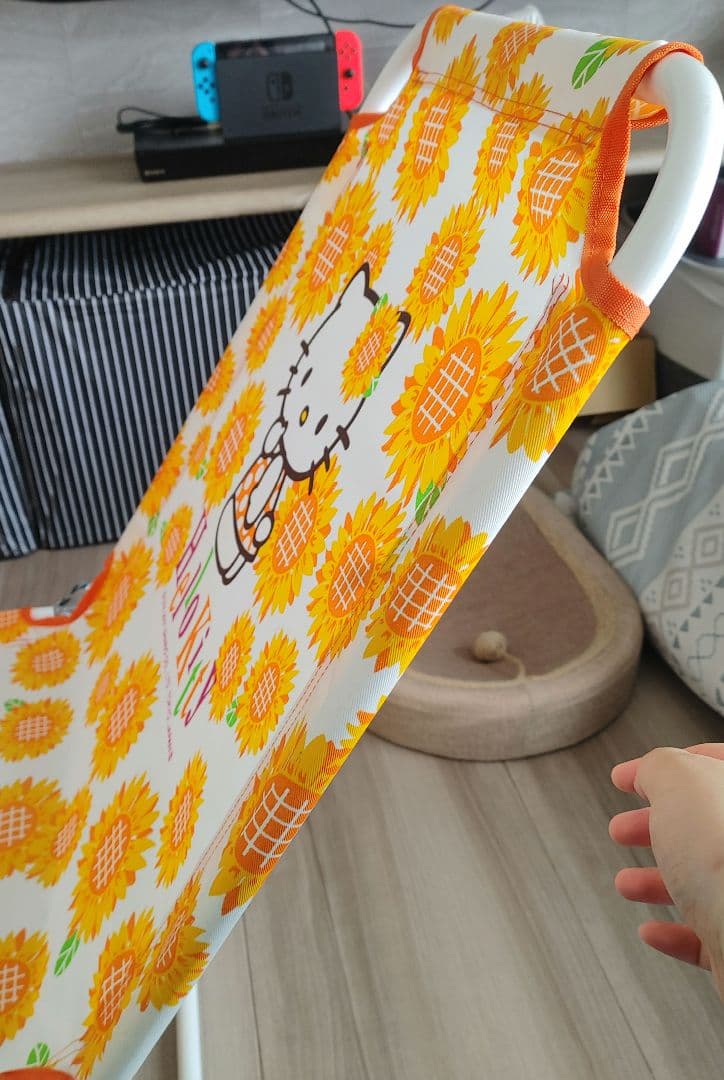 ビーチベッド【折り畳み】サンリオ　ハローキティ　可愛い　夏　アウトドア　海