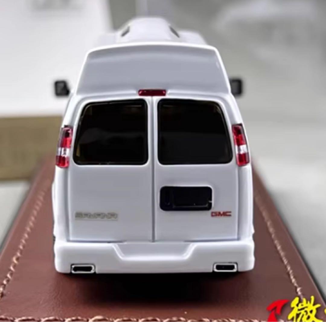 GOC 1/64 GMC SAVANA サバナ サバンナ 白 ホワイト アメ車