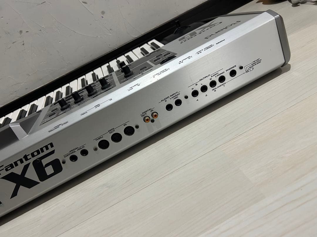 Roland ローランド FANTOM X6 シンセサイザー