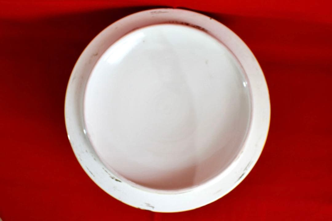 イタリア雑貨【デルータ　マヨルカ焼き　蓋付きセンターピース】