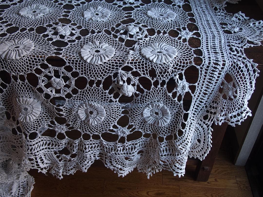 花の模様 かぎ針編みクロシェレース ベッドカバー アイリッシュクロシェ/K309