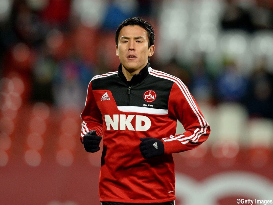 【希少】ニュルンベルク 13シーズン トレーニングウェア Mサイズ アディダス