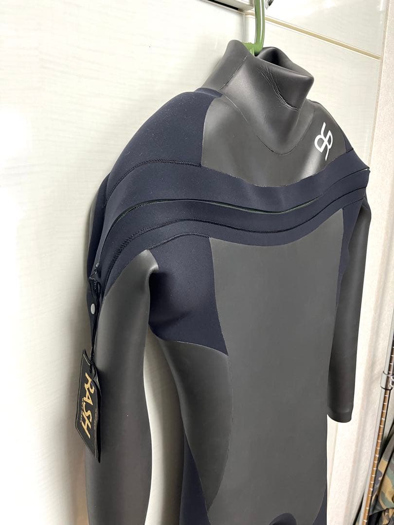 ★新品132,000円★メンズL/MLラッシュRASHウェットスーツ　セミドライ
