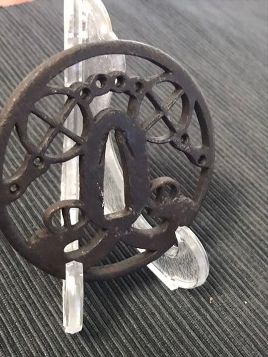 刀装具　鉄製透かし鍔　大刀用　馬具透かし図