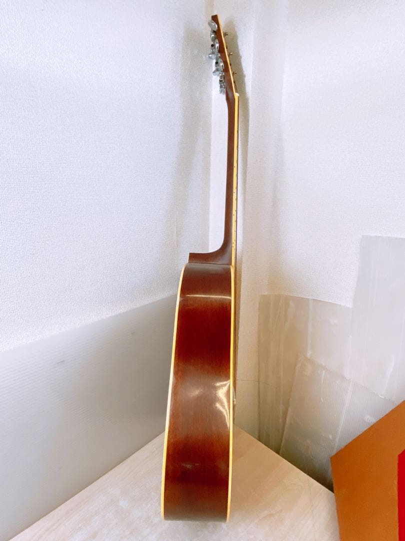 モーリス Morris アコースティックギター アコギ 元箱付き 弦楽器