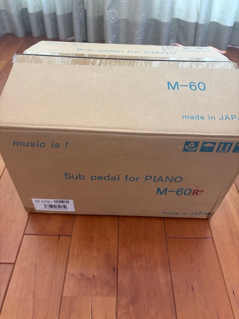 ピアノ補助ペダル　M-60R + 山一木研
