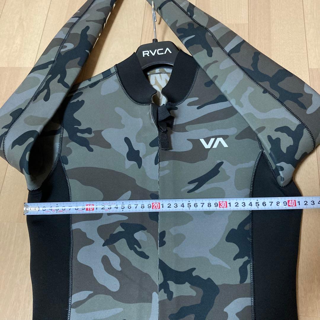 【新品未使用】RVCA 長袖タッパー フロントジップ　Sサイズ