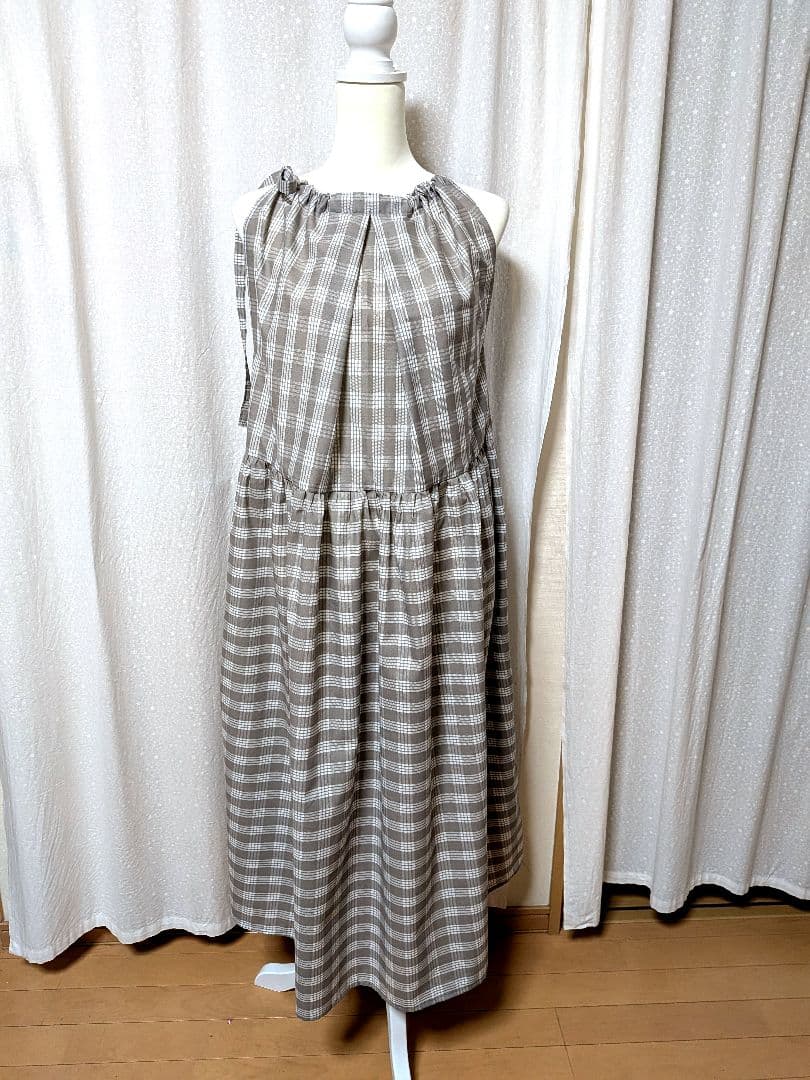 miele✩⃛　J☆65　ハワイアンワンピース