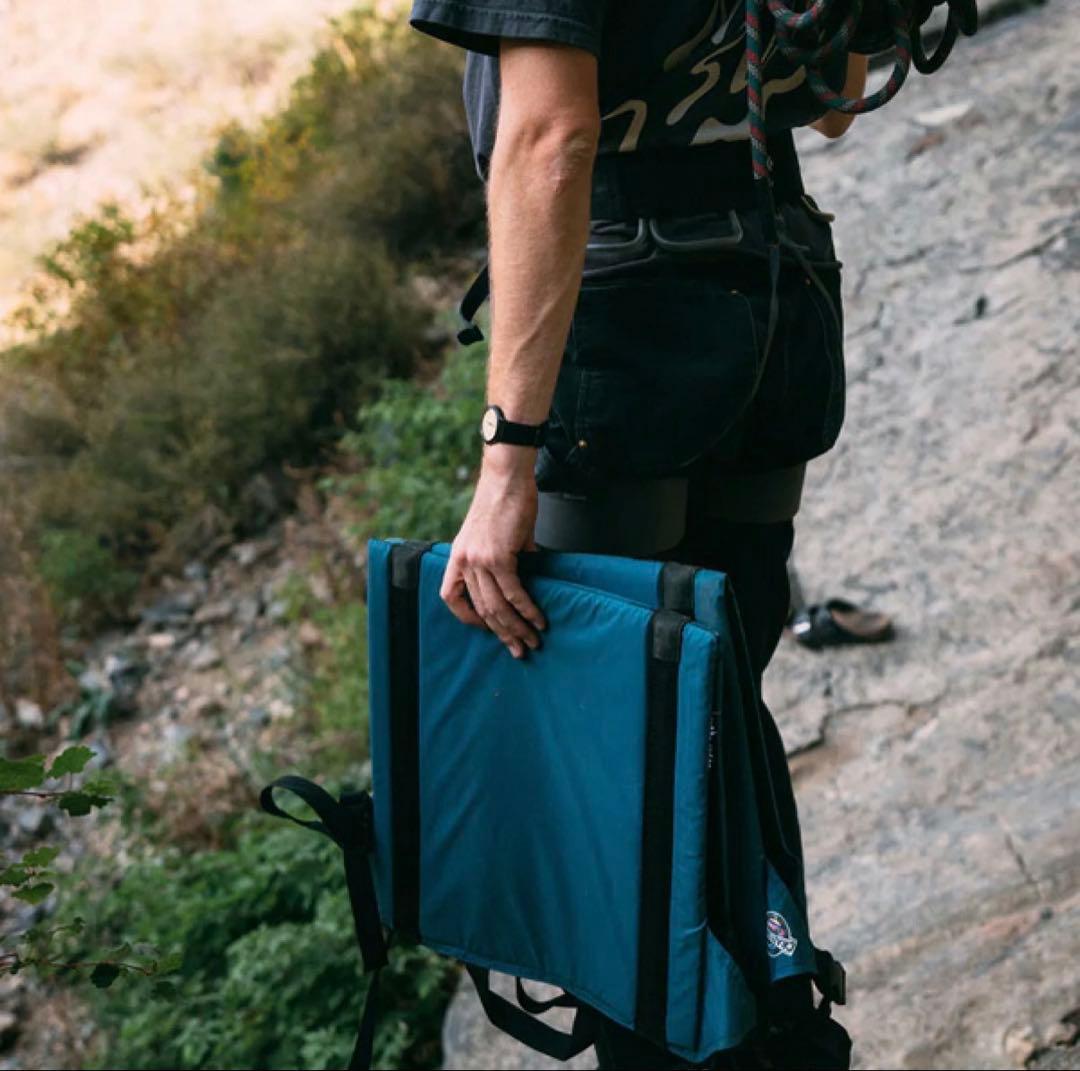 Crazy Creek 青2脚セット　クレイジークリーク ザチェア2.0