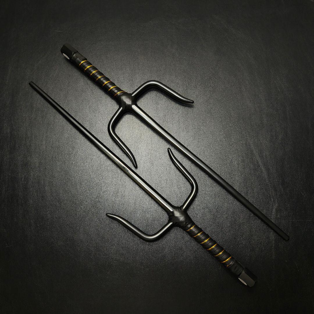み*屋様 武具　十手　48CM　2本セット　黒メッキ　釵　琉球古武術　鉄製　古武