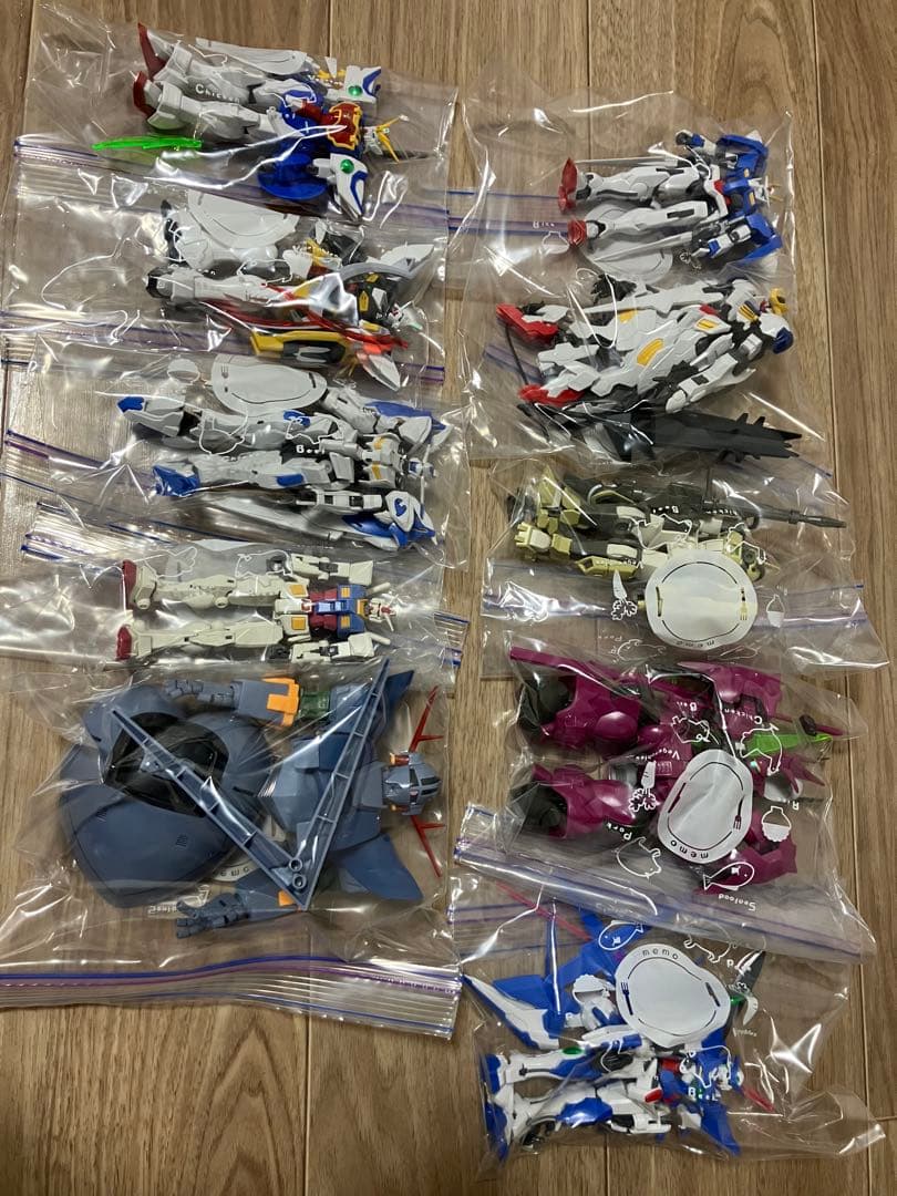 ガンプラまとめ売り　組み立て済み　バラ売り不可　50体　プレバン限定品多数