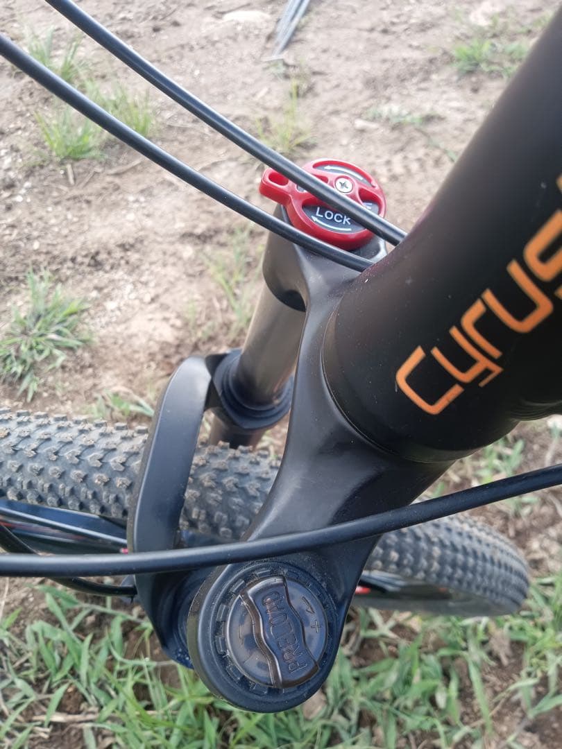 引取限定 FR100 マウンテンバイク ブラック/オレンジ 26インチ