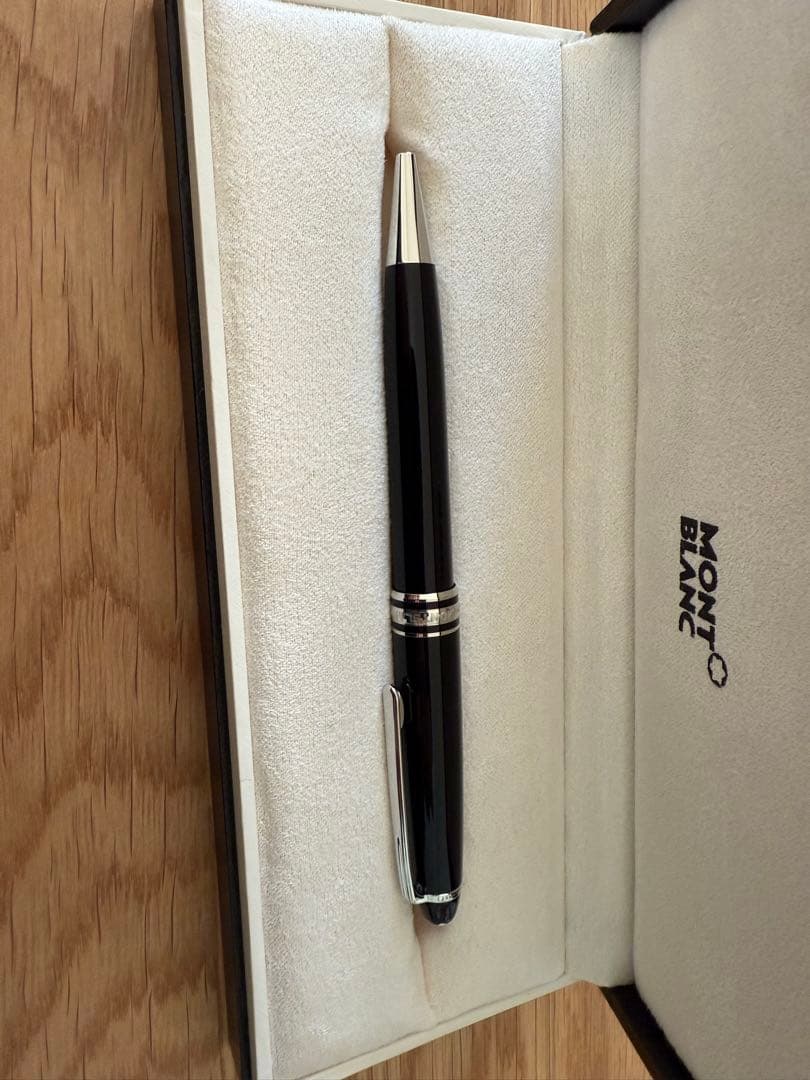 Montblanc マイスターシュテュック プラチナ ボールペン黒用ケース付き