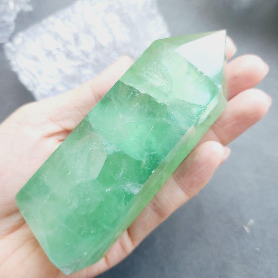 【一点物】 虹入り✨ フローライト 蛍石  六角柱 ポイント ✩.*˚