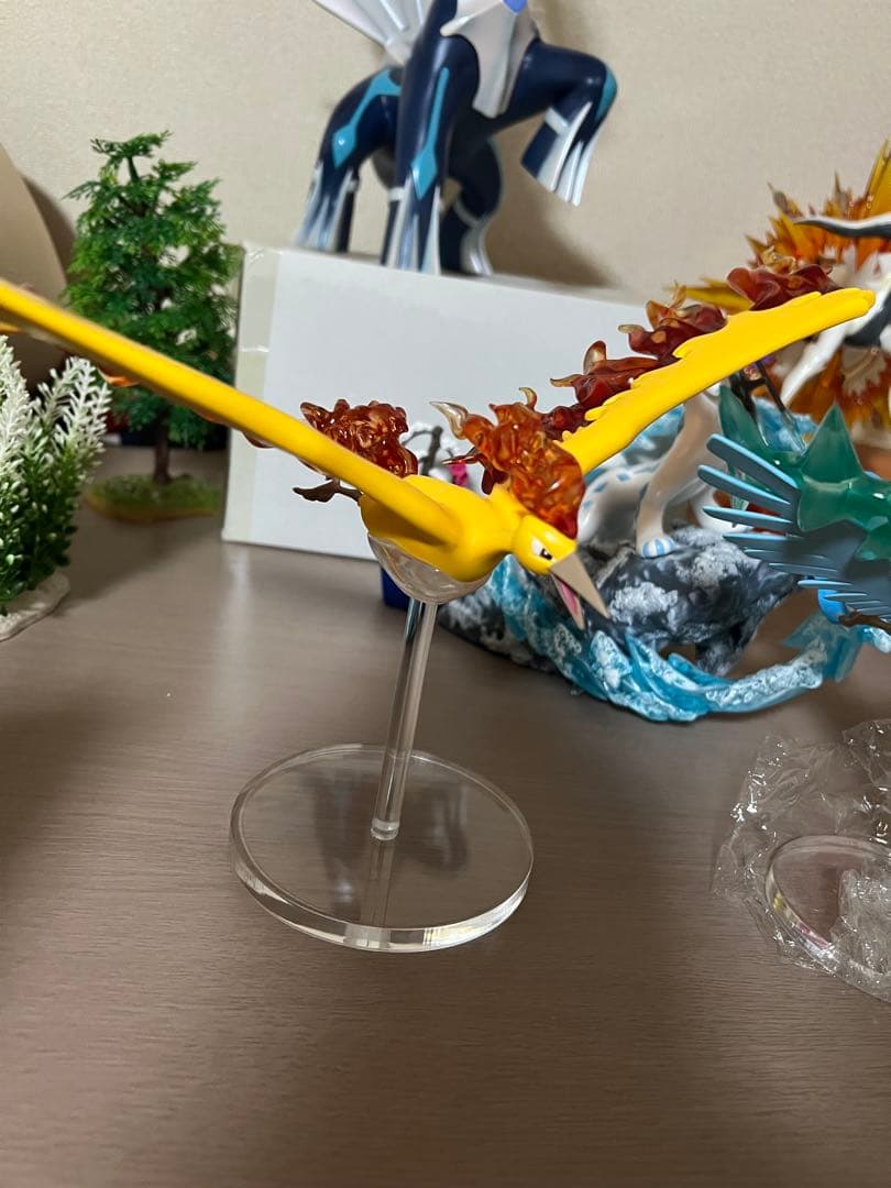 ポケモンスケールワールド　サンダー、ファイヤー、フリーザー