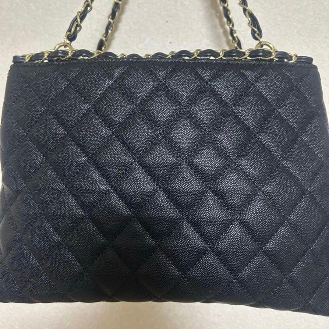 CHANEL ブラック ハンドバッグ キルティングノベルティ