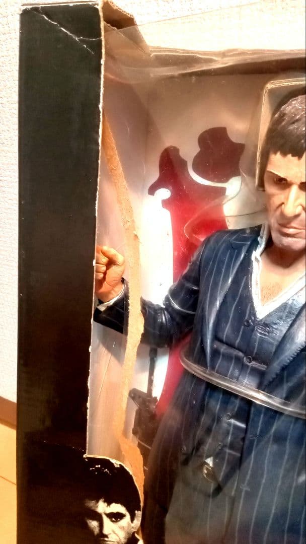 NECA Scarface スカーフェイストニーモンタナ 18インチ 青スーツ