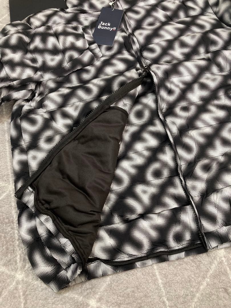 新品 パーリーゲイツ ジャックバニー 薄中綿ブルゾン(6)LL/黒P 最新モデル