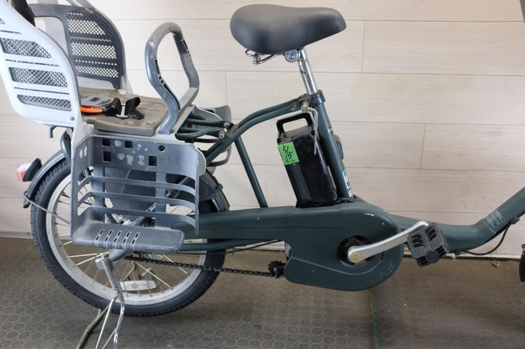 A )パナギュット　20インチ3段　13.2Ah（5点灯）充あり キー追加