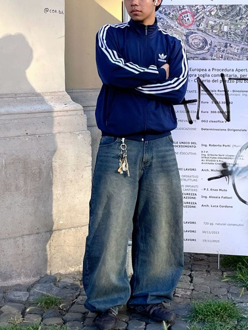 完全正規品adidasトラックジャケットSサイズ