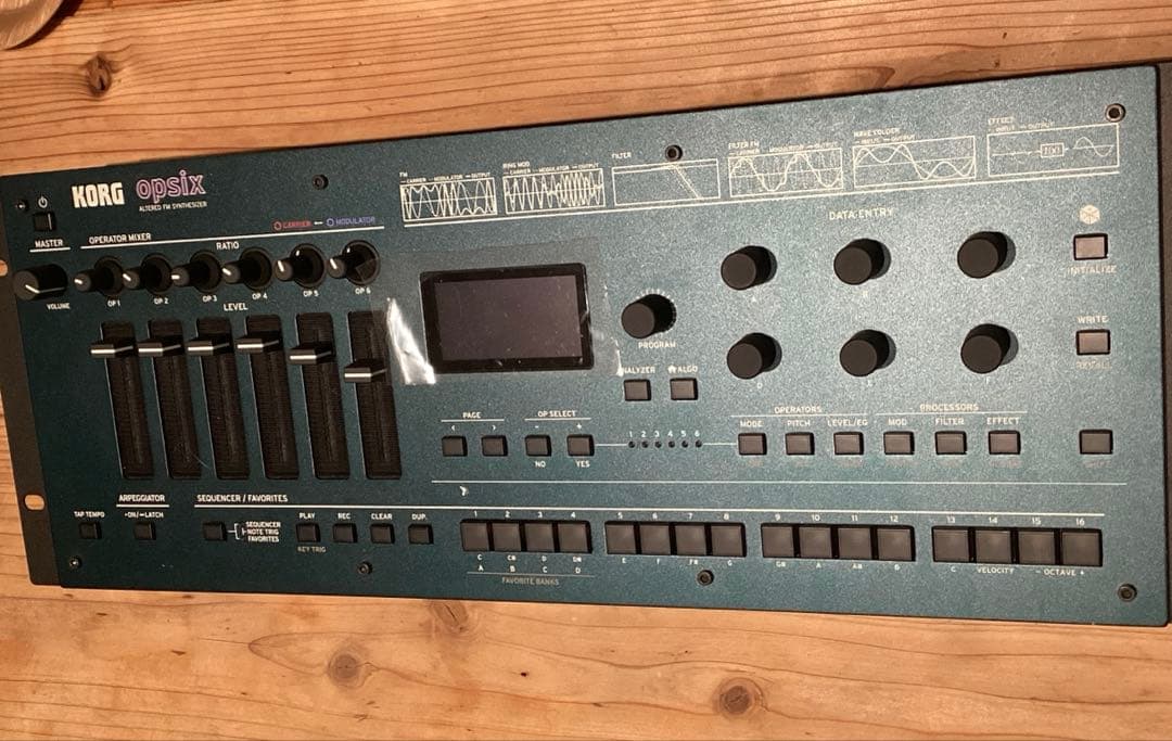 KORG opsix module シンセサイザー